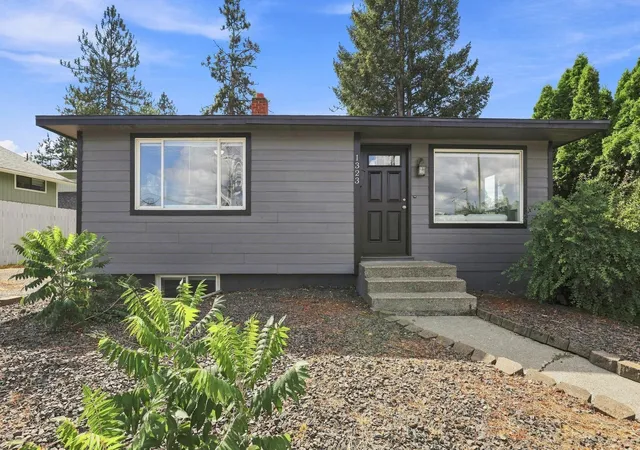 Photo 1 of Single family home for sale at 1323 W Francis Ave, Spokane, WA 99205 | MLS# 202623912 | Listing updated on 2026-09-15