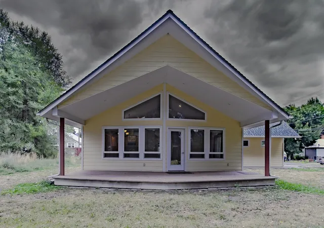 Single family home for sale at 216 South 3rd St W St, Chewelah, WA 99109 | MLS# 202623926