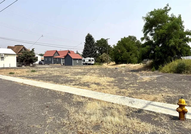 Photo 3 of Land for sale at Tbd S Division St, Odessa, WA 99159 | MLS# 202623929 | Listing updated on 2026-09-15