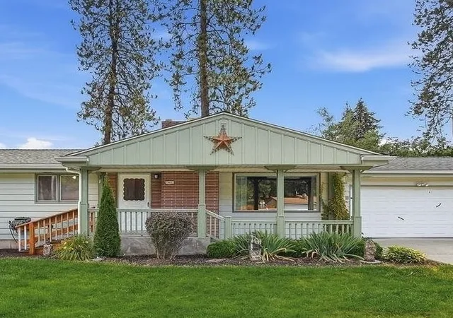 Photo 1 of Single family home for sale at 7402 N Country Homes Blvd, Spokane, WA 99208 | MLS# 202623937 | Listing updated on 2026-10-22