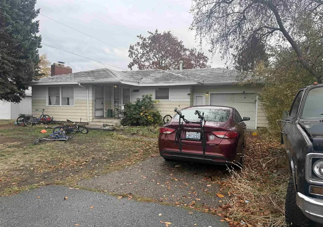Photo 1 of Sale Pending at 7810 E Glass Ave, Spokane Valley, WA 99212 | MLS# 202623939 | Listing updated on 2026-10-29