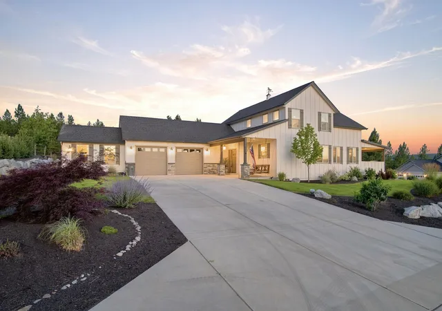 Photo 1 of Single family home for sale at 60872 Westview Dr, Nine Mile Falls, WA 99026 | MLS# 202623945 | Listing updated on 2026-09-16