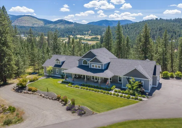 Photo 2 of Mansion for sale at 2625 S Stateline Rd, Liberty Lake, WA 99019 | MLS# 202623968 | Listing updated on 2026-09-16