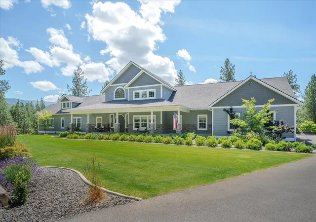 Photo 3 of Mansion for sale at 2625 S Stateline Rd, Liberty Lake, WA 99019 | MLS# 202623968 | Listing updated on 2026-09-16