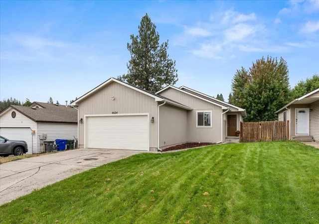 Photo 2 of Single family home for sale at 4624 E 14th Avenue, Spokane Valley, WA 99212 | MLS# 202623971 | Listing updated on 2026-09-16
