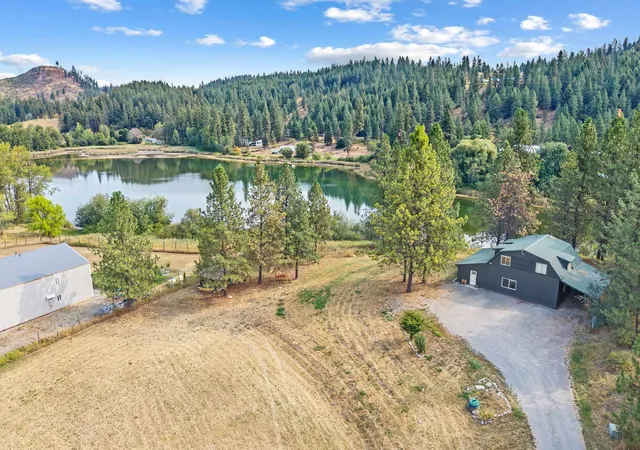Photo 1 of Single family home for sale at 943 Mission Lake Rd, Kettle Falls, WA | MLS# 202623975 | Listing updated on 2026-10-06