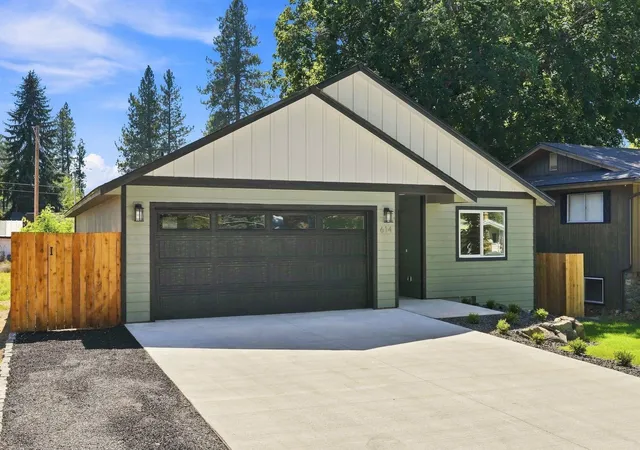 Photo 2 of Single family home for sale at 614 E A St, Deer Park, WA 99006 | MLS# 202623978 | Listing updated on 2026-09-16