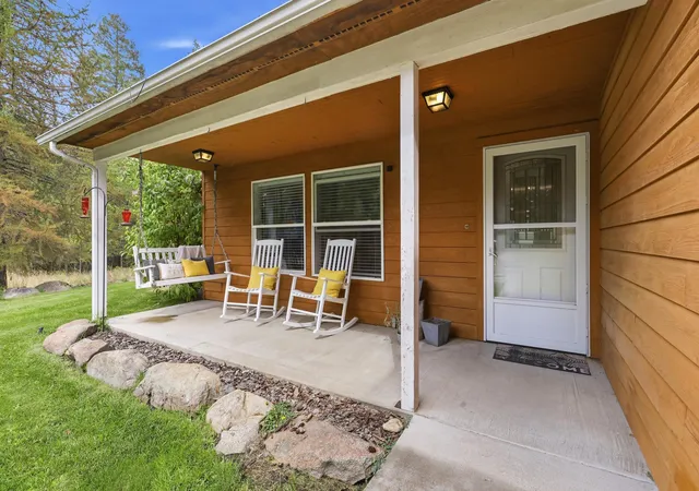 Photo 3 of Single family home for sale at 36112 N Pike Rd, Deer Park, WA 99006 | MLS# 202623982 | Listing updated on 2026-09-16