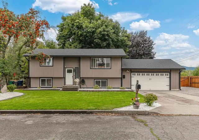 Single family home for sale at 4719 N Stevenson Ct, Otis Orchards, WA 99027 | MLS# 202623986