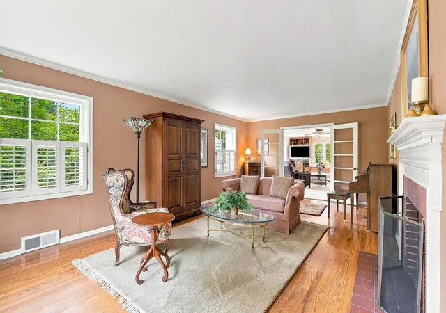 Photo 3 of Single family home for sale at 515 E High Dr, Spokane, WA 99203 | MLS# 202623987 | Listing updated on 2026-10-01