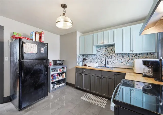 Photo 3 of Multi family home for sale at 420 W Shannon Ave, Spokane, WA 99205 | MLS# 202623990 | Listing updated on 2026-09-16