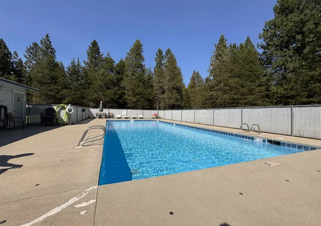 Photo 16 of Manufactured home for sale at 40602 N Newport Hwy, Elk, WA 99009 | MLS# 202623993 | Listing updated on 2026-09-16