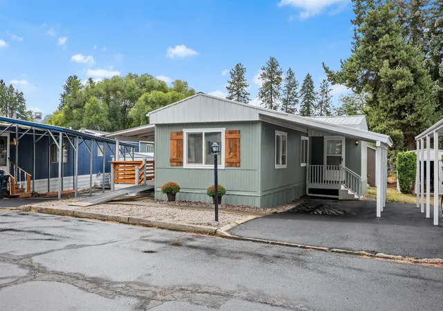 Photo 3 of Manufactured home for sale at 208 S Neyland Ave, Liberty Lake, WA 99019 | MLS# 202624000 | Listing updated on 2026-09-28