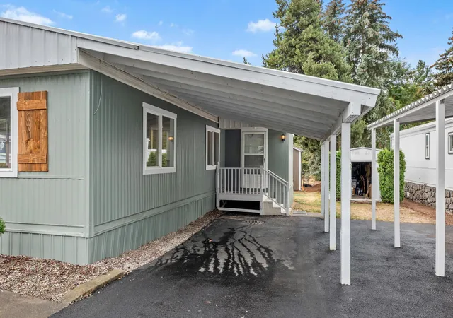 Photo 4 of Manufactured home for sale at 208 S Neyland Ave, Liberty Lake, WA 99019 | MLS# 202624000 | Listing updated on 2026-09-28