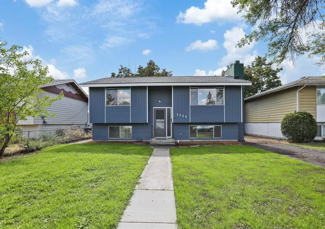 Photo 1 of Single family home for sale at 2908 E Cleveland Ave, Spokane, WA 99207 | MLS# 202624003 | Listing updated on 2026-10-08
