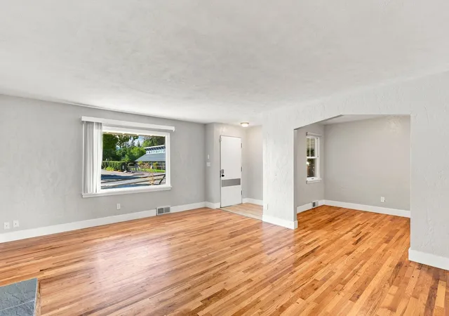 Photo 4 of Single family home for sale at 8921 E Broadway Ave, Spokane Valley, WA 99212 | MLS# 202624004 | Listing updated on 2026-09-16