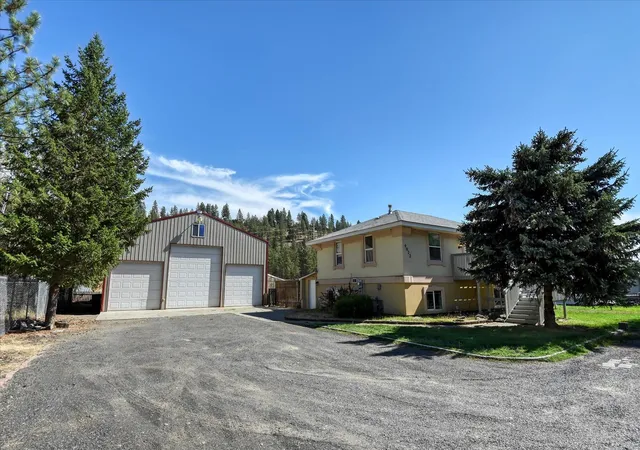 Photo 1 of Single family home for sale at 9022 N Nine Mile Rd, Nine Mile Falls, WA 99026 | MLS# 202624009 | Listing updated on 2026-09-16
