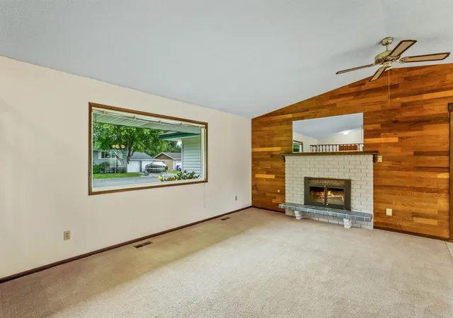 Photo 2 of Single family home for sale at 2304 S Bannen Rd, Spokane Valley, WA 99037 | MLS# 202624021 | Listing updated on 2026-10-21
