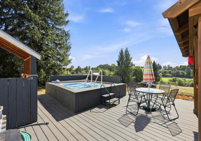Photo 4 of Single family home for sale at 324 E Alder St, Tekoa, WA 99033 | MLS# 202624030 | Listing updated on 2026-09-17