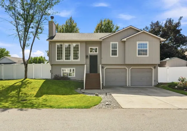 Photo 1 of Sale Pending at 18910 E Augusta Ln, Greenacres, WA 99016 | MLS# 202624034 | Listing updated on 2026-09-20