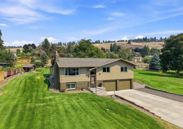 Photo 1 of Single family home for sale at 11007 E Rockwell Ave, Spokane, WA 99206 | MLS# 202624035 | Listing updated on 2026-10-22