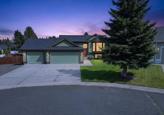 Photo 3 of Single family home for sale at 18020 N Addison Ct, Colbert, WA 99005 | MLS# 202624051 | Listing updated on 2026-09-17