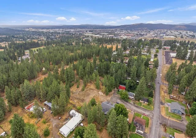 Photo 3 of Single family home for sale at 6007 E 12th Avenue, Spokane Valley, WA 99212 | MLS# 202624062 | Listing updated on 2026-09-17