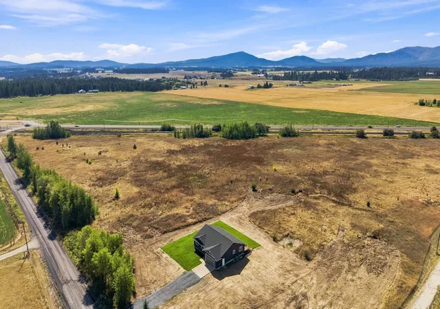 Photo 1 of Single family home for sale at 34911 N Arlington Rd, Deer Park, WA 99006 | MLS# 202624067 | Listing updated on 2026-09-17