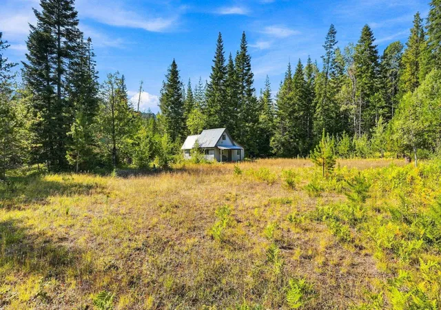Photo 1 of Single family home for sale at 408 Calispel Trl Loop, Newport, WA 99156 | MLS# 202624073 | Listing updated on 2026-09-17