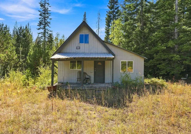 Photo 3 of Single family home for sale at 408 Calispel Trl Loop, Newport, WA 99156 | MLS# 202624073 | Listing updated on 2026-09-17