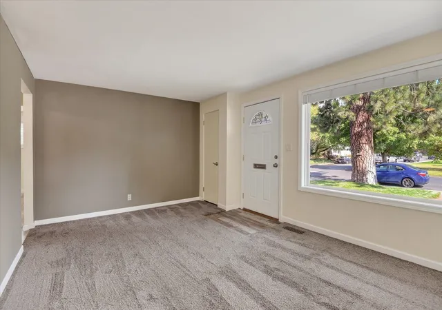 Photo 4 of Sale Pending at 6123 N Cedar St, Spokane, WA 99205 | MLS# 202624085 | Listing updated on 2026-09-30