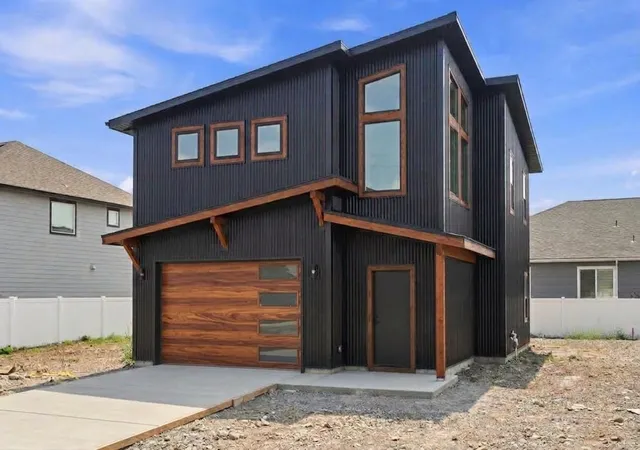 Single family home for sale at 17332 E Maxwell Ave, Spokane Valley, WA 99016 | MLS# 202624094 | Listing updated on 2026-09-17