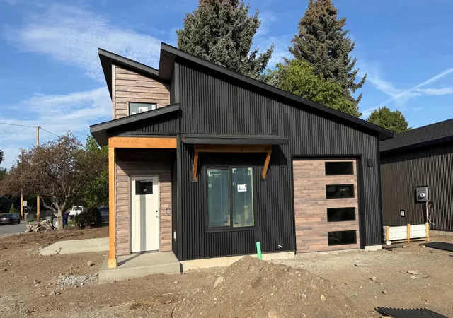 Photo 1 of Single family home for sale at 1320 S Marigold Rd, Spokane Valley, WA 99037 | MLS# 202624095 | Listing updated on 2026-09-23