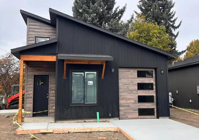 Photo 1 of Single family home for sale at 1320 S Marigold Rd, Spokane Valley, WA 99037 | MLS# 202624095 | Listing updated on 2026-10-21