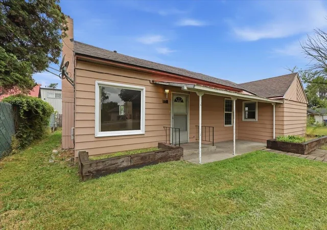 Photo 1 of Single family home for sale at 19 N Conklin Rd, Spokane Valley, WA 99037 | MLS# 202624107 | Listing updated on 2026-09-18