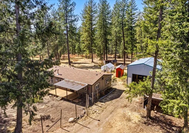 Photo 2 of Manufactured home for sale at 23205 N Madison Rd, Mead, WA | MLS# 202624108 | Listing updated on 2026-10-09