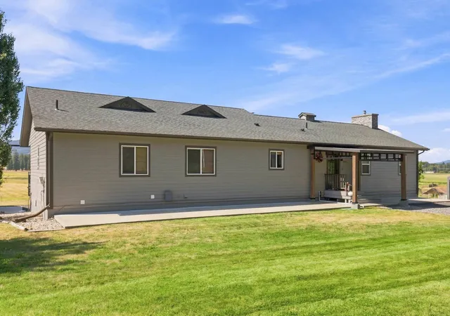 Photo 1 of Single family home for sale at 5284 S Wallbridge Rd, Deer Park, WA 99006 | MLS# 202624109 | Listing updated on 2026-09-22