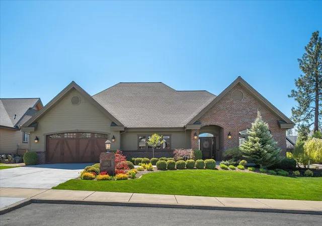 Photo 1 of Single family home for sale at 2104 E Cherrytree Ln, Spokane, WA 99203 | MLS# 202624124 | Listing updated on 2026-10-07