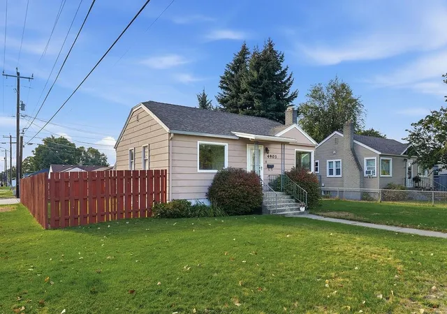 Photo 2 of Single family home for sale at 4903 N Elm St, Spokane, WA 99205 | MLS# 202624126 | Listing updated on 2026-09-12