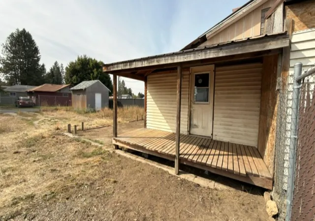 Photo 3 of Single family home for sale at 206 E Crawford St, Deer Park, WA 99006 | MLS# 202624146 | Listing updated on 2026-09-18