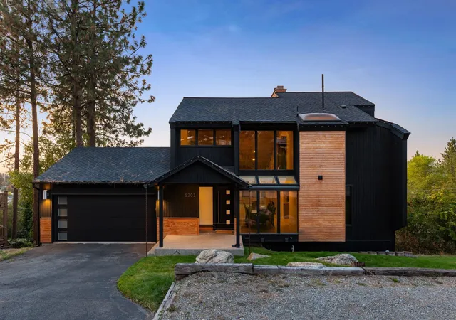 Photo 2 of Single family home for sale at 5203 E 16th Avenue, Spokane Valley, WA | MLS# 202624148 | Listing updated on 2026-10-09