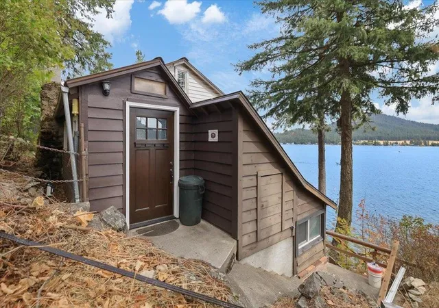 Photo 3 of Sale Pending at 45198 Lake Shore Homes Rd, Loon Lake, WA 99148 | MLS# 202624150 | Listing updated on 2026-09-22