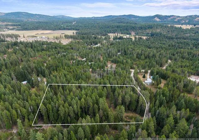 Photo 3 of Sale Pending at 576 Buck Crk Rd, Newport, WA 99156 | MLS# 202624153 | Listing updated on 2026-09-20