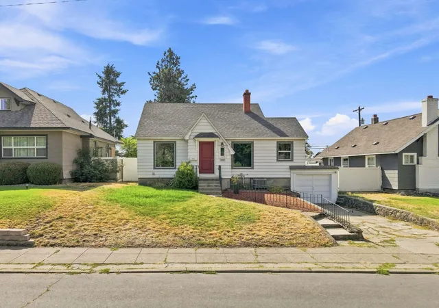 Photo 1 of Single family home for sale at 1221 W Garland Ave, Spokane, WA 99205 | MLS# 202624157 | Listing updated on 2026-09-12