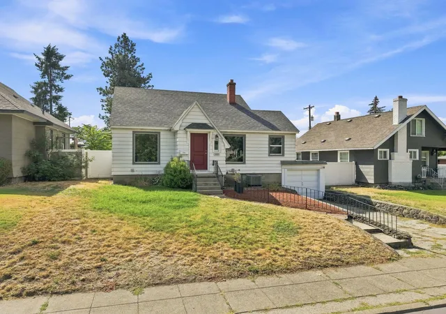 Photo 2 of Single family home for sale at 1221 W Garland Ave, Spokane, WA 99205 | MLS# 202624157 | Listing updated on 2026-09-12