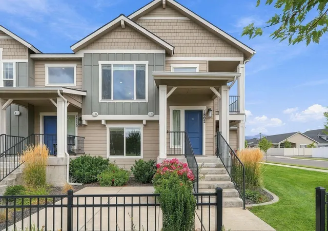 Photo 2 of Townhouse for sale at 1802 N Harvest Pkwy, Liberty Lake, WA 99019 | MLS# 202624158 | Listing updated on 2026-10-02