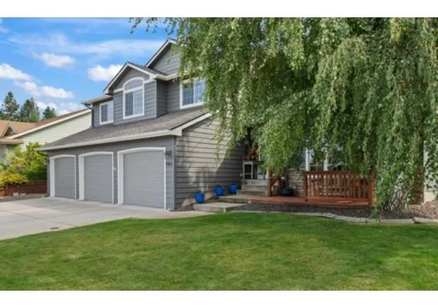 Photo 3 of Sale Pending at 8912 N James Dr, Spokane, WA 99208 | MLS# 202624160 | Listing updated on 2026-09-28