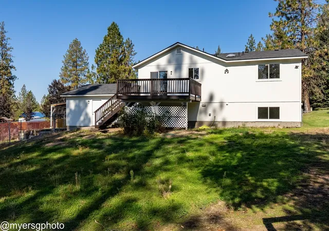 Photo 10 of Single family home for sale at 204 Lemon Ln, Nine Mile Falls, WA 99026 | MLS# 202624162 | Listing updated on 2026-10-08