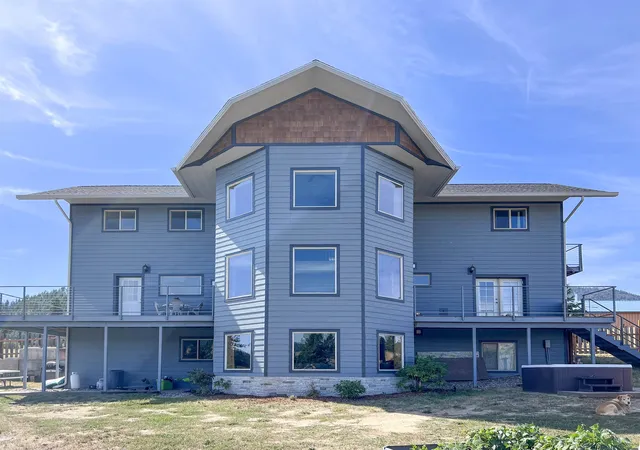 Photo 2 of Single family home for sale at 719 Deer Meadow Way, Kettle Falls, WA 99141 | MLS# 202624164 | Listing updated on 2026-09-18