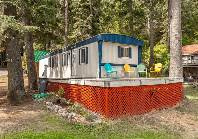 Photo 1 of Manufactured home for sale at 11729 N Honeymoon Bay Rd, Newman Lake, WA 99025 | MLS# 202624165 | Listing updated on 2026-09-18